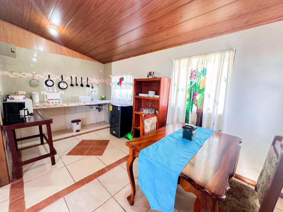 Kiwi House