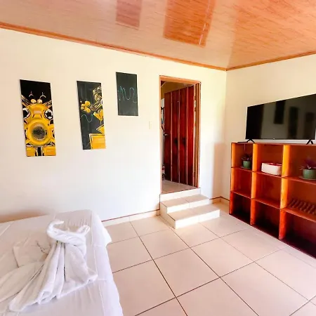 Kiwi House Apartment Monteverde Exterior photo