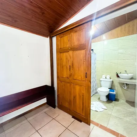 Kiwi House Apartment Monteverde Exterior photo