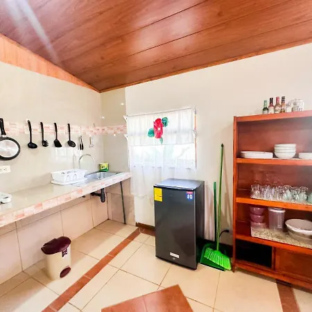 Kiwi House Apartment Monteverde Exterior photo