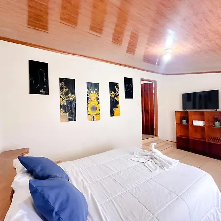 Kiwi House Apartment Monteverde Exterior photo